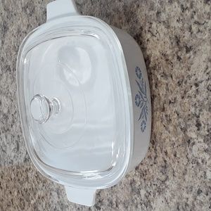 Vintage Corning Ware  P-1-B 1 qt. With clear glass cover